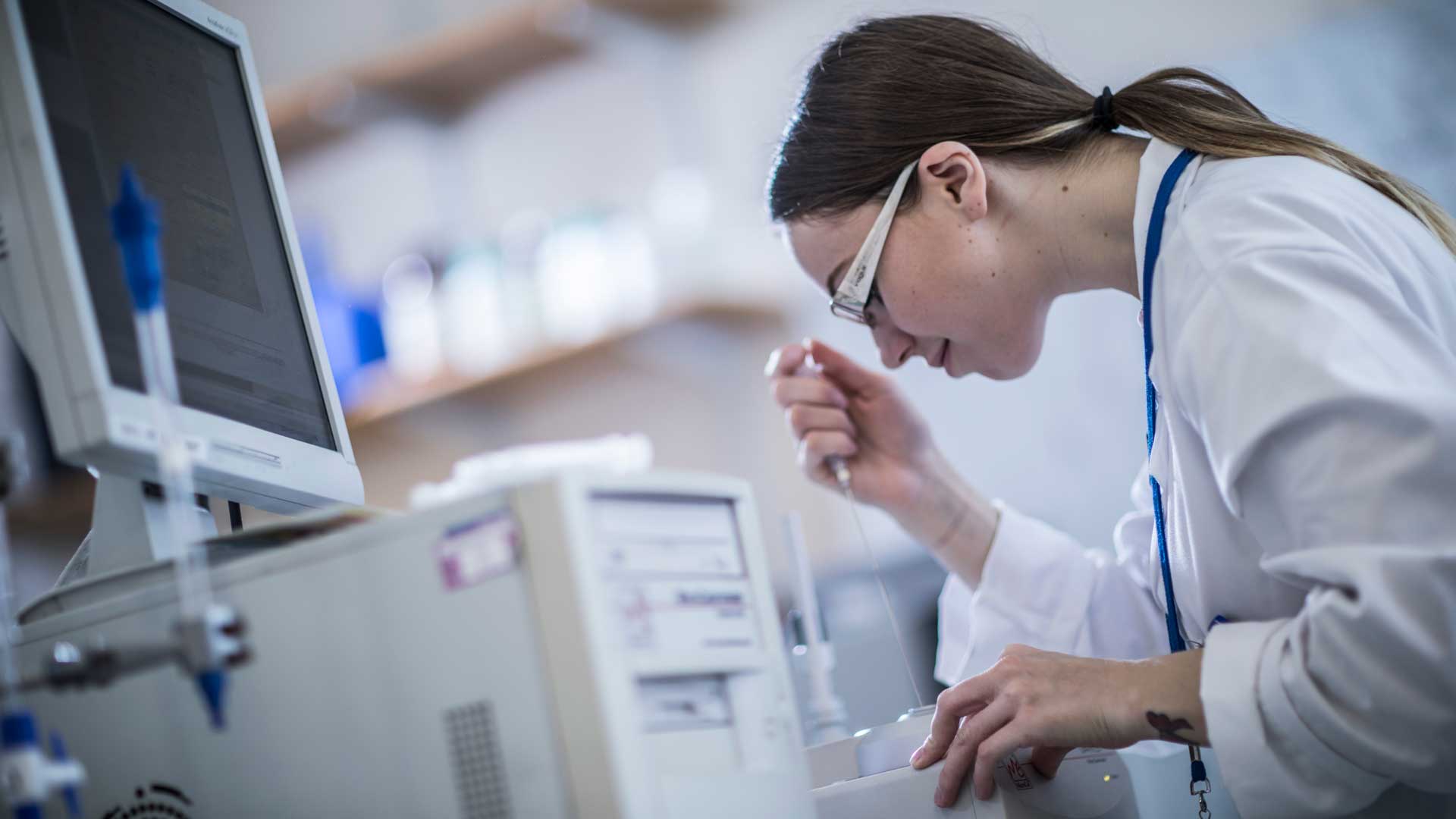 Biological Sciences student in the laboratory